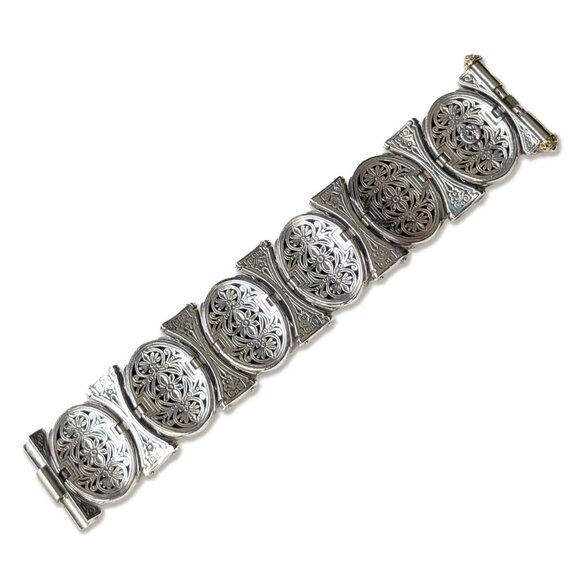 Konstantino 18kt Gold Inlay and Onyx Link Bracelet - Picture 4 of 5